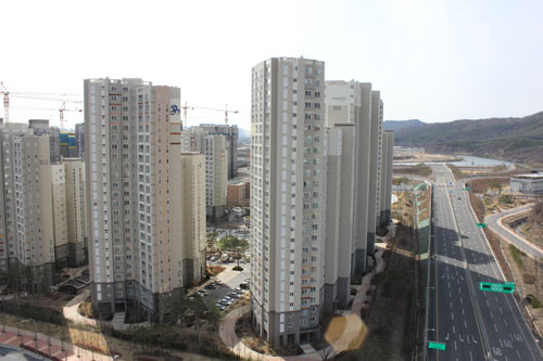 이시아폴리스 더샵 1차 2단지 전경.