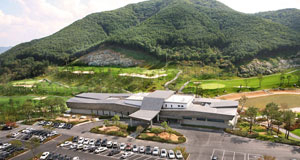 경북 청도군 매전면에 위치한 오션힐스 청도 C.C 깊은 산 속 분지에 자리 잡은 자연 친화적인 골프장으로 지역 골퍼들 사이에 인기다.