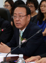 한국소비자원 정대표 원장(오른쪽에서 두번째)은 12일 대구지원 개소식에서 작은 소비자원으로서의 대구지원의 역할을 설명하고 있다.