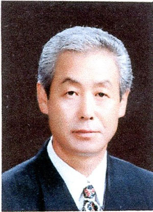임정웅 청곡장학재단 이사장.