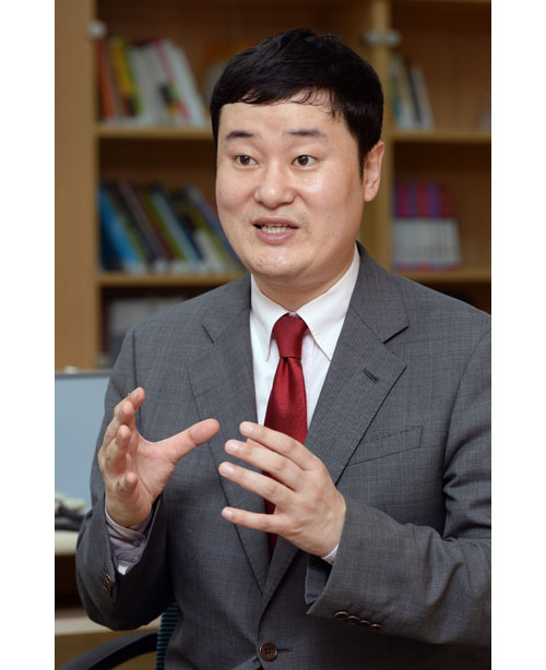 대구 서부교육지원청에서 난독증이 있는 어린이들이 시지각·청지각 훈련을 받고 있다. 국내에는 이런 장애가 있는 어린이가 9%정도 되는 것으로 파악되고 있지만 제대로 된 훈련시설이 턱없이 부족하다. 김태형 기자