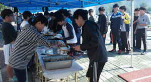 의성중학교는 25일 333 데이를 주제로 학교의 이상과 비전을 담은 체육대회를 열었다. 의성중 제공