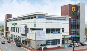 영주농협이 차별화된 금융서비스로 지역 밀착형 종합금융기관의 자리를 굳히고 있다.