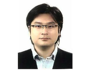 DGIST 정순문 선임연구원과 DGIST 나노바이오연구부 연구팀이 개발한 마케노발광필름.
