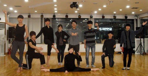 고2, 3학생들로 이뤄진 자발적 모임인 