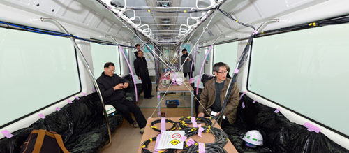 대구도시철도 3호선 전동차가 사생활 침해 우려로 도입된 