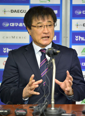 최덕주 감독