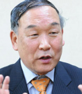 함정웅 전 이사장