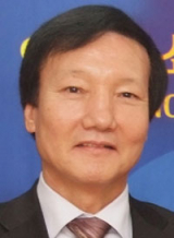 정영필 현 이사장