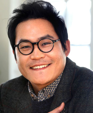 배우 김성균