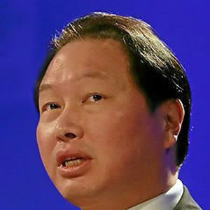 등기임원 연봉 공개 삼성 이건희 회장은 어디가고? SK 최태원 회장이 3백억 원 연봉왕!/사진.연합뉴스