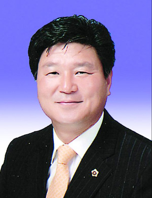 김기홍