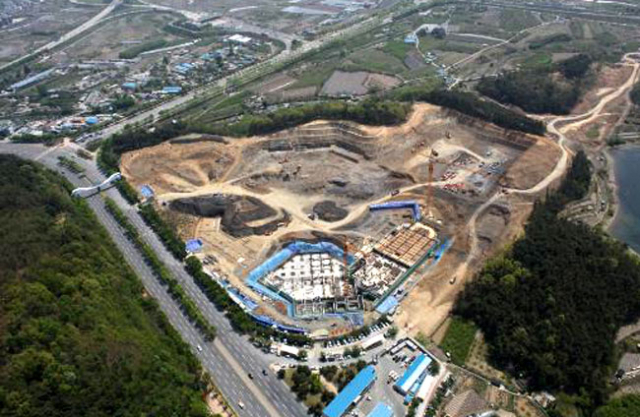공정률 25%를 보이고 있는 대구 새 야구장. 토목공사를 끝내고 지하층 골조공사가 진행중이다. 대구시제공