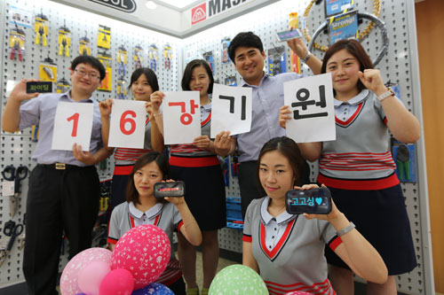 월드컵 축구 대표팀이 본선 첫 경기인 러시아전에서 선전을 펼치면서 지역 경제계에 화색이 돌고 있다.