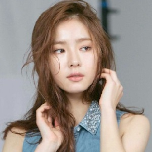사진. 아이언맨 신세경(나무엑터스)
