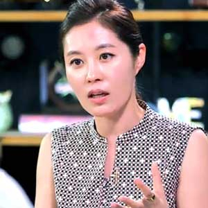 문소리 사진. SBS 매직아이 방송 캡처
