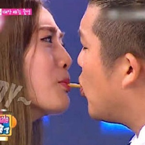 나나 조세호 사진. SBS 룸메이트 방송 캡처