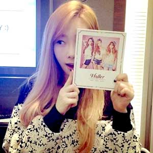 태티서 Holler 사진. 태연 인스타그램