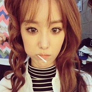 송지은 