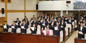 경북도의회가 이달 초 출범 100일을 맞았다. 도의회는 