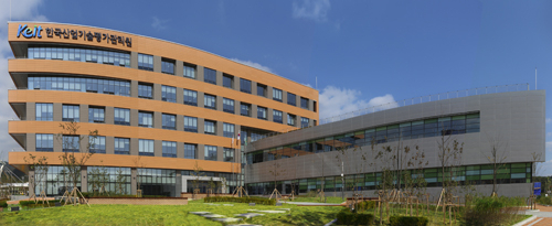 산업부 산하 R＆D 전문기관인 한국산업기술평가관리원이 11일 대구 혁신도시에서 개청식을 가졌다. 평가원 전경.