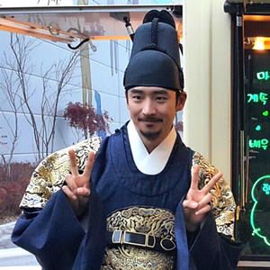 비밀의문 이제훈 사진. 사람엔터테인먼트
