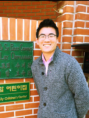 백합보육원에서 지낼 당시의 김지훈 씨.