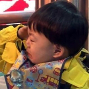 송일국 삼둥이 만세 사진. KBS 방송캡처