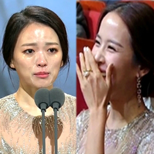 청룡영화상 여우주연상 천우희＆#8228;조여정 사진. 방송캡처