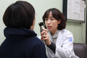 면역력이 약한 어린이나 노인들에게 폐렴은 생명을 위협할 수 있는 위험한 질환이다. 대구가톨릭대병원 제공