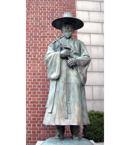 관덕정순교기념관 이윤일 요한 성인 동상.