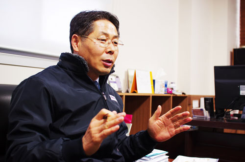 한라공영 최동욱 대표가 대구 건설의 역사를 새로 쓰겠다는 각오를 밝히고 있다.