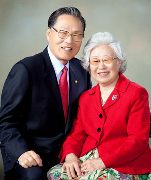 정휘진 대표와 부인 박정인 씨