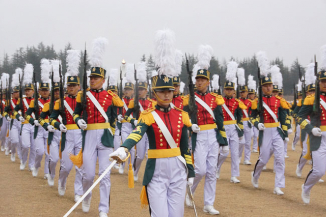 육군3사관학교 52기 생도 입학식이 16일 학교 충성연병장에서 열렸다. 육군3사관학교 제공