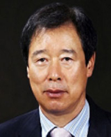 영천상공회의소가 임시총회를 열어 송재열 (주)금창 대표를 제8대 영천상공회의소 회장으로 선출했다. 영천상공회의소 제공