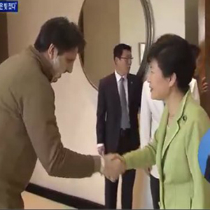 朴 대통령, 리퍼트 대사 병문안 