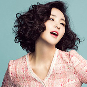 윤해영 사진. 레인보우미디어