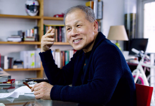 준초이 작품 금동미륵보상 반가사유상.