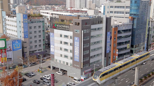대구보건대 법인이 운영하는 대구보건대병원은 3호선 팔거역 인근에 위치해 3호선 개통에 따른 시너지 효과를 누릴 것으로 보인다. 대구보건대 제공