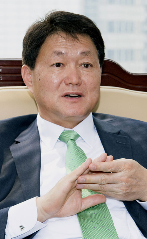 ▷1955년 포항시 북구 죽장면 봉계리 출생 ▷서울 우신초교