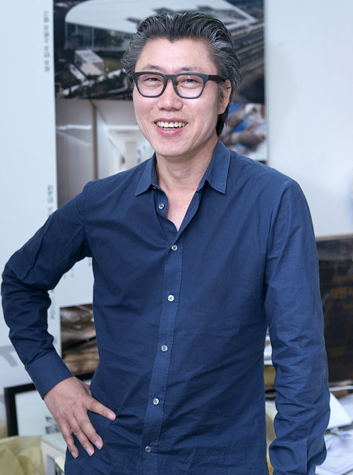 김개천 교수가 설계한 담양의 정토사 무량수전.