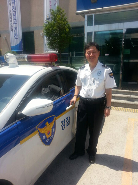 포항북부경찰서 학산파출소 권성철 경위. 신동우 기자