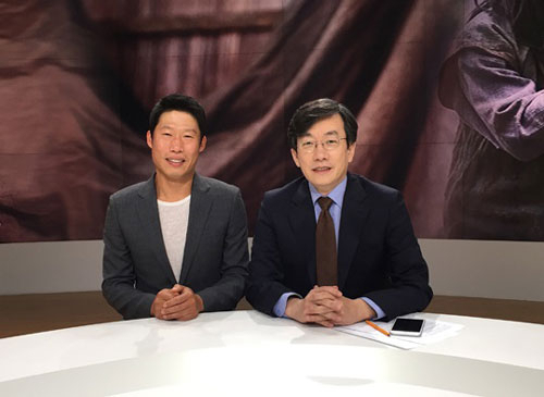 사진. 손석희 유해진/JTBC, 쇼박스미디어플렉스 제공