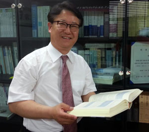 이용락 법무법인 동해 대표변호사.