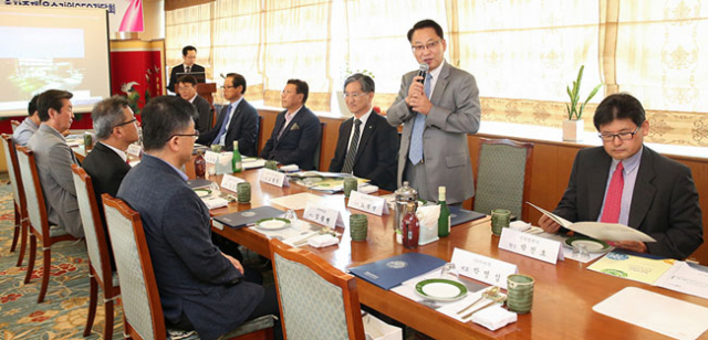 영남대는 15일 지역 우수기업 CEO 초청 간담회를 가졌다. 영남대 제공