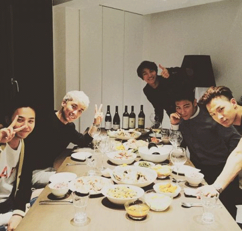 사진. 탑 인스타그램