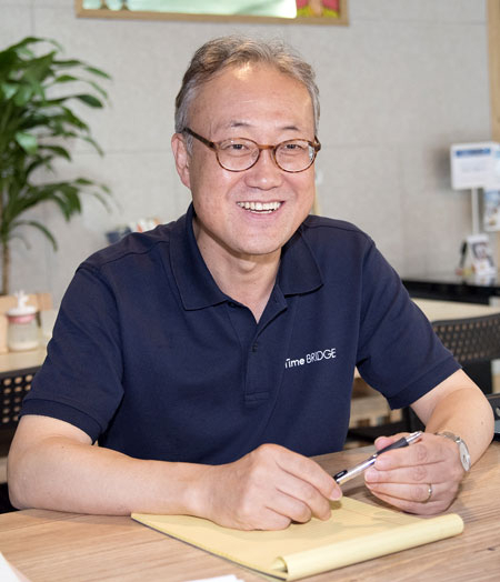 최근 서울 을지로 3가에 문을 연 노인 전문매장의 모습.