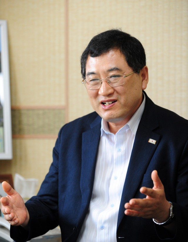 떠나는 주낙영 경북도 행정부지사는 경북도청 국비를 많이 늘린 것이 가장 보람 있었다고 했다. 그는 이달 말 행정자치부 지방행정연수원장으로 자리를 옮긴다. 경북도 제공.