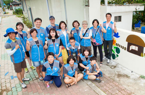 한국가스공사는 스펙 초월 채용과 저소득층 일자리 창출에 앞장서며 에너지 공기업 부문의 일하기 좋은 기업에 3년 연속 선정됐다.