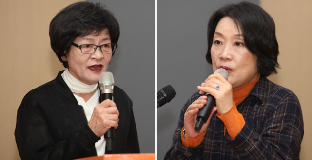 자신의 작품 세계를 설명하는 이명미(왼쪽) 작가와 나이지리아 태생 영국 작가인 잉카 쇼니바레를 소개하는 김선희 대구미술관 관장.